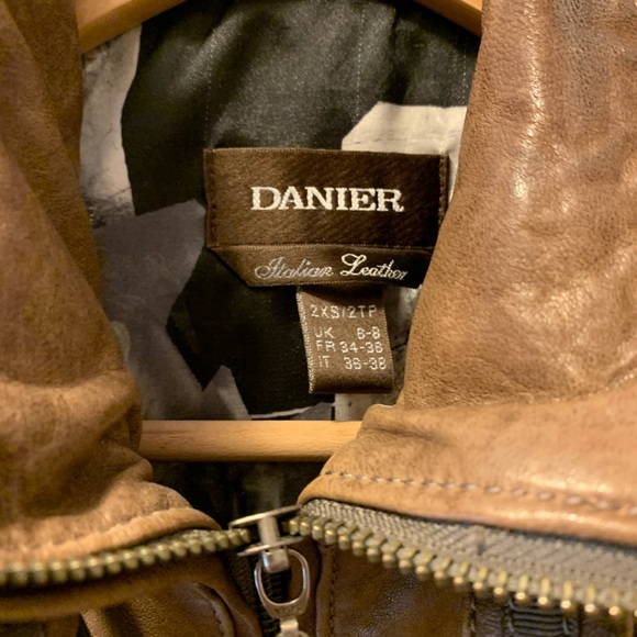 Daniel leather form fitting leather jacket l - Picture 2 of 4